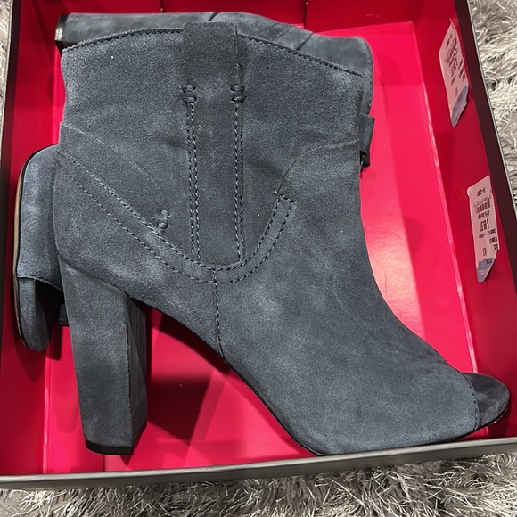 VV- CAMEY - Picture 3 of 5